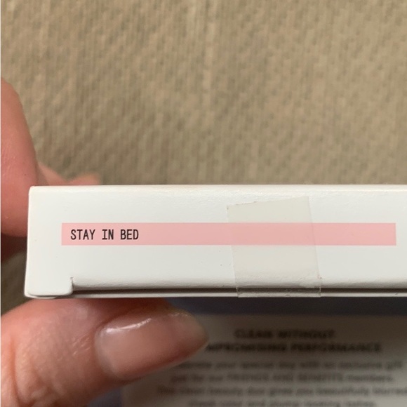 Brand NEW - about face bounce & blur blush - Picture 2 of 2